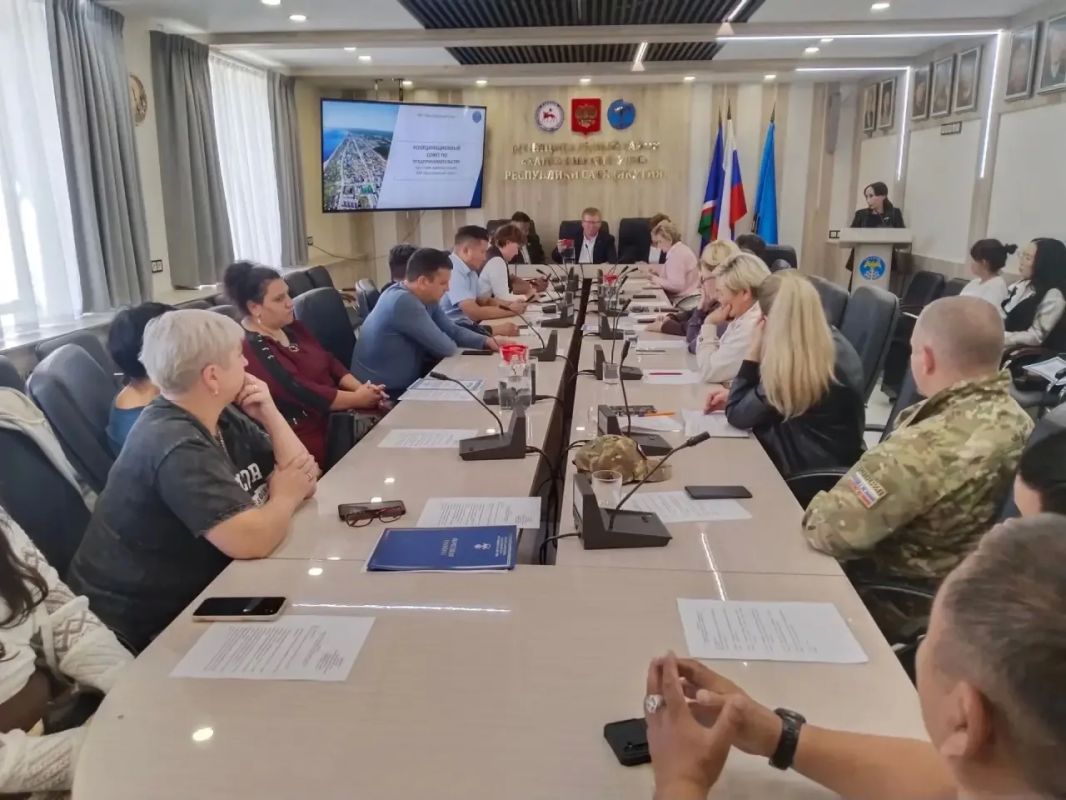 В Покровске обсудили развитие предпринимательства в условиях новых экономических вызовов В Покровске обсудили развитие предпринимательства в условиях новых экономических вызовов