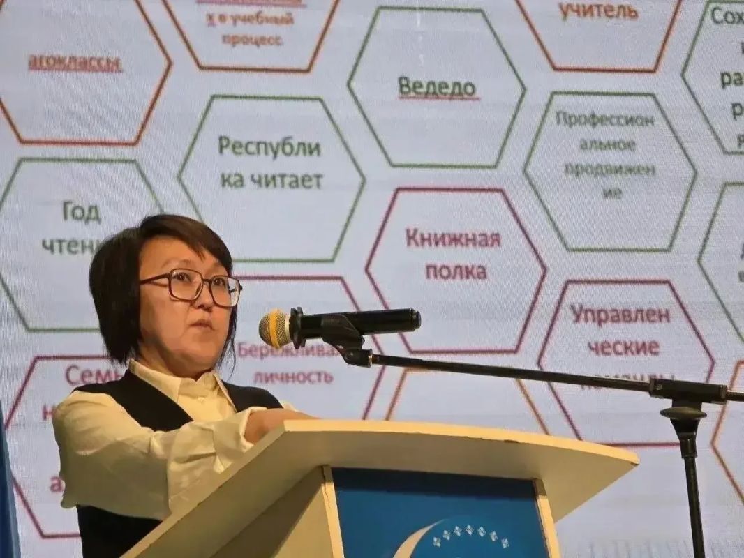 В эти дни профессорско-преподавательский состав сотрудников Института развития образования и повышения квалификации имени С.Н. Донского-II принимал участие в сентябрьских совещаниях педагогической общественности в Горном... В эти дни профессорско-преподавательский состав сотрудников Института развития образования и повышения квалификации имени С.Н. Донского-II принимал участие в сентябрьских совещаниях педагогической общественности в Горном...