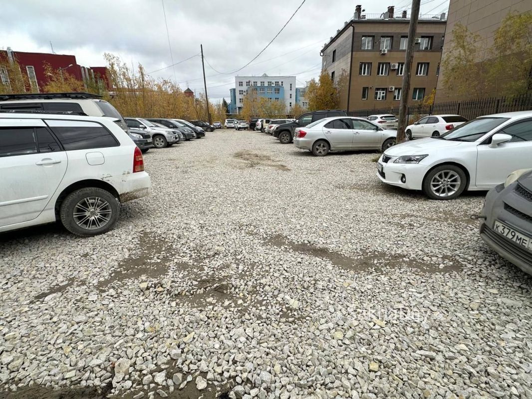 В столице по адресу: улица Орджоникидзе , 27 открылась новая бесплатная общественная парковка В столице по адресу: улица Орджоникидзе , 27 открылась новая бесплатная общественная парковка