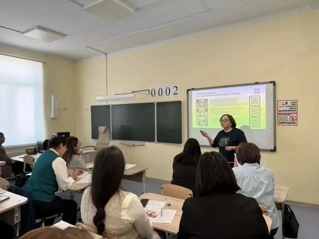 В эти дни профессорско-преподавательский состав сотрудников Института развития образования и повышения квалификации имени С.Н. Донского-II принимал участие в сентябрьских совещаниях педагогической общественности в Горном... В эти дни профессорско-преподавательский состав сотрудников Института развития образования и повышения квалификации имени С.Н. Донского-II принимал участие в сентябрьских совещаниях педагогической общественности в Горном...