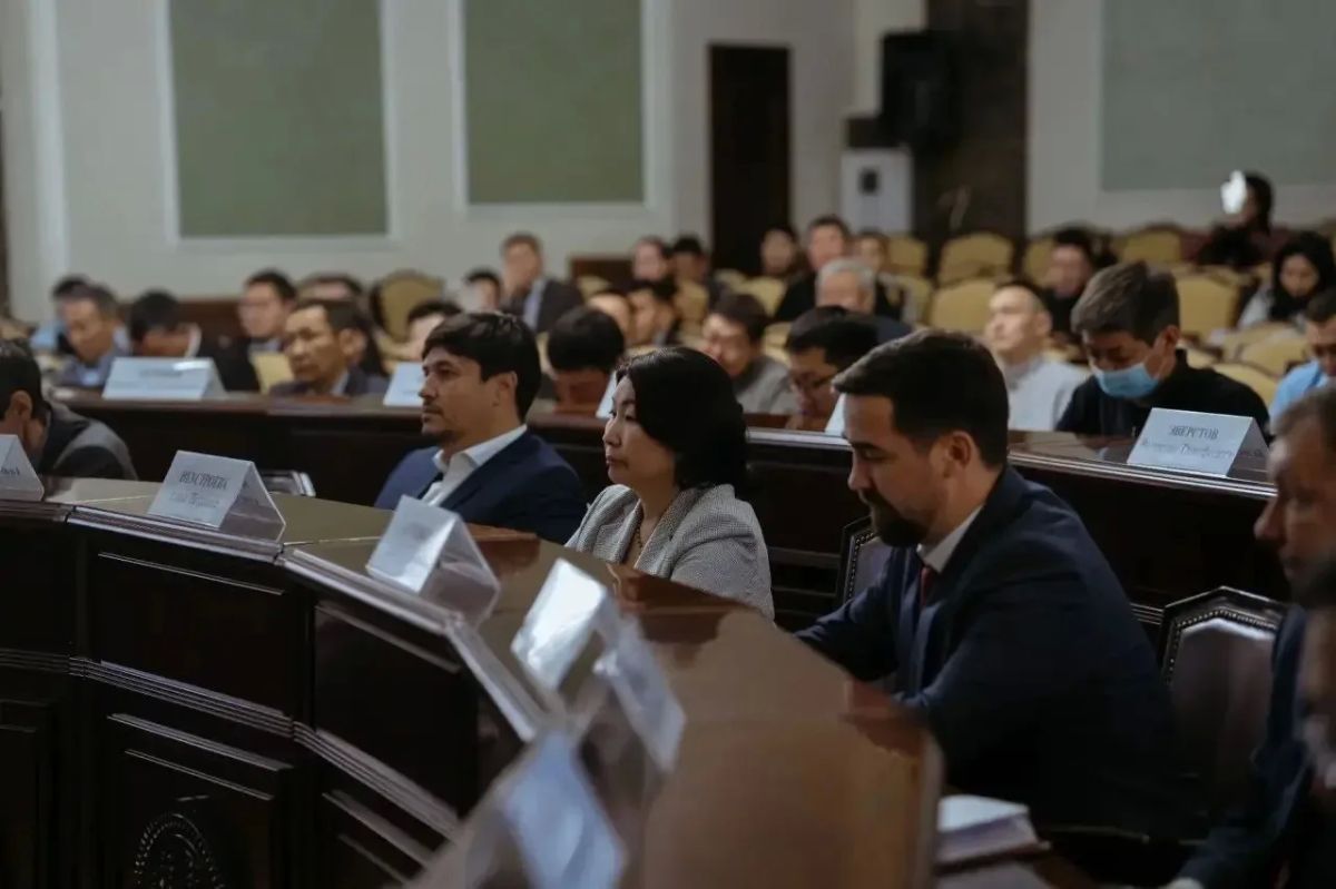 Мэр Якутска: коммунальный блок провалил запуск отопления в жилых домах