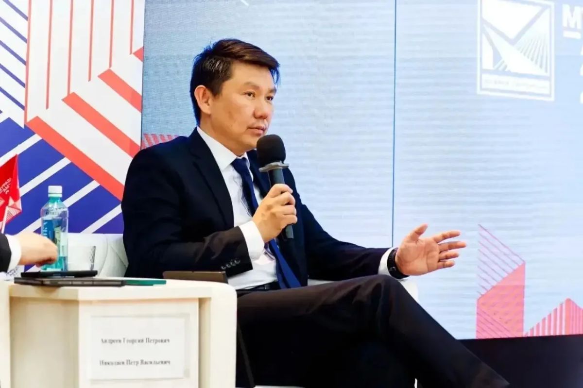 Петр Николаев возглавил медиарейтинг министров Якутии Петр Николаев возглавил медиарейтинг министров Якутии