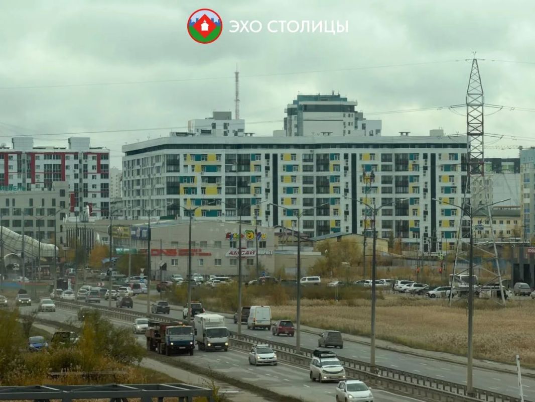 Не центром единым. «Эхо столицы» поснимало район Автострады 50 лет Октября, который активно развивается в последние годы Не центром единым. «Эхо столицы» поснимало район Автострады 50 лет Октября, который активно развивается в последние годы