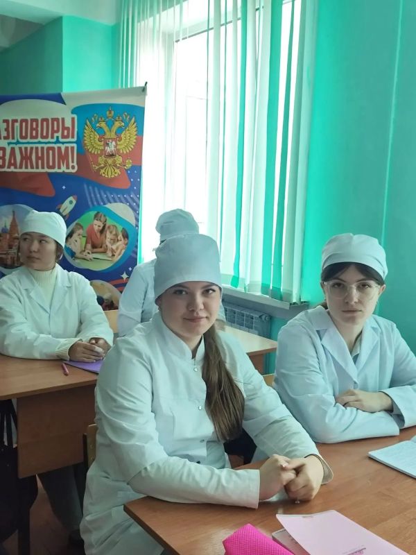 Министр здравоохранения Якутии Лена Афанасьева в рамках рабочей поездки посетила Нерюнгринский медицинский колледж, который является частью Регионального медицинского образовательного кластера Министр здравоохранения Якутии Лена Афанасьева в рамках рабочей поездки посетила Нерюнгринский медицинский колледж, который является частью Регионального медицинского образовательного кластера