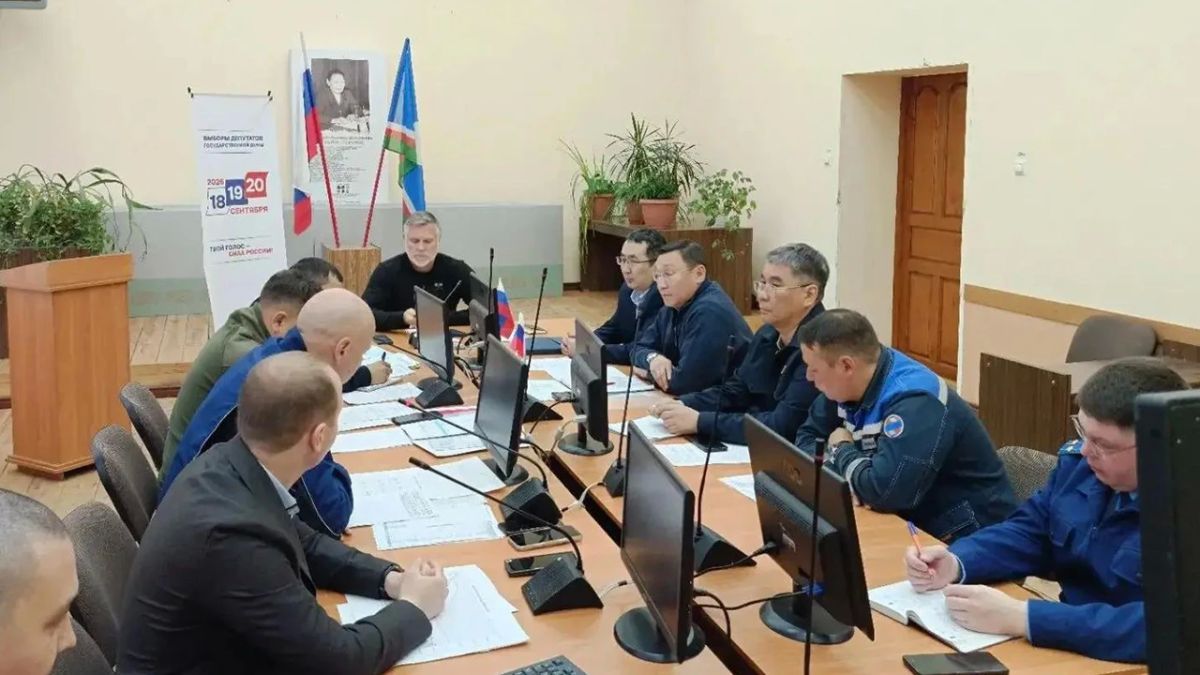 Председатель Правительства республики Кирилл Бычков с рабочим визитом прибыл в поселок Чокурдах