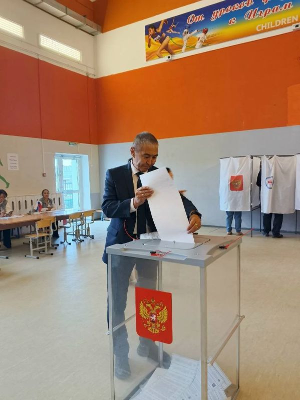 С 18 по 20 сентября в России проходят выборы в Государственную Думу РФ. В течение трех дней граждане имеют возможность выбрать новый состав С 18 по 20 сентября в России проходят выборы в Государственную Думу РФ. В течение трех дней граждане имеют возможность выбрать новый состав