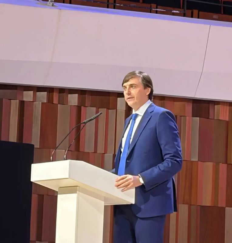 Делегация Якутии принимает участие во Всероссийском форуме работников дошкольного образования Делегация Якутии принимает участие во Всероссийском форуме работников дошкольного образования