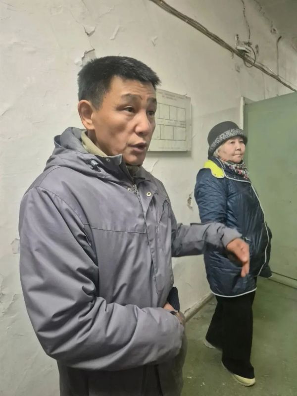 Художников Якутии не выселили, а предложили ремонт Художников Якутии не выселили, а предложили ремонт