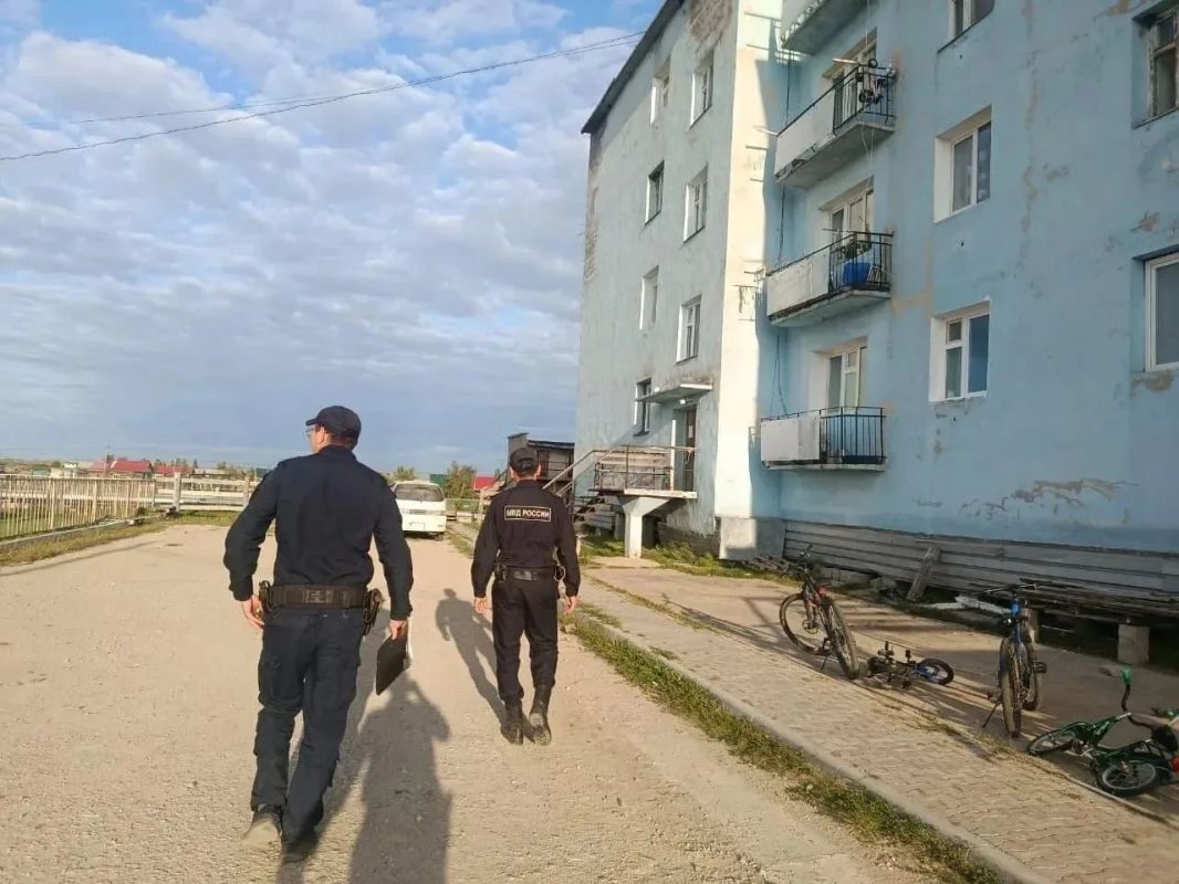 В Якутии в ходе операции «Жилой сектор» полицейские выявили 486 административных правонарушений и изъяли 33 единицы незарегистрированного оружия В Якутии в ходе операции «Жилой сектор» полицейские выявили 486 административных правонарушений и изъяли 33 единицы незарегистрированного оружия