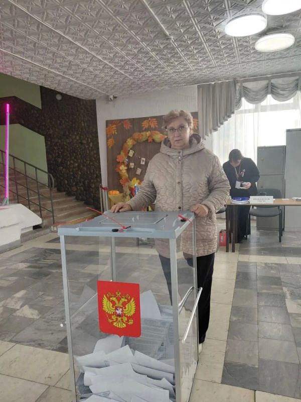 В первый день проведения выборов депутатов Государственной Думы РФ сотрудники Госкомцен РС(Я) сделали свой выбор
