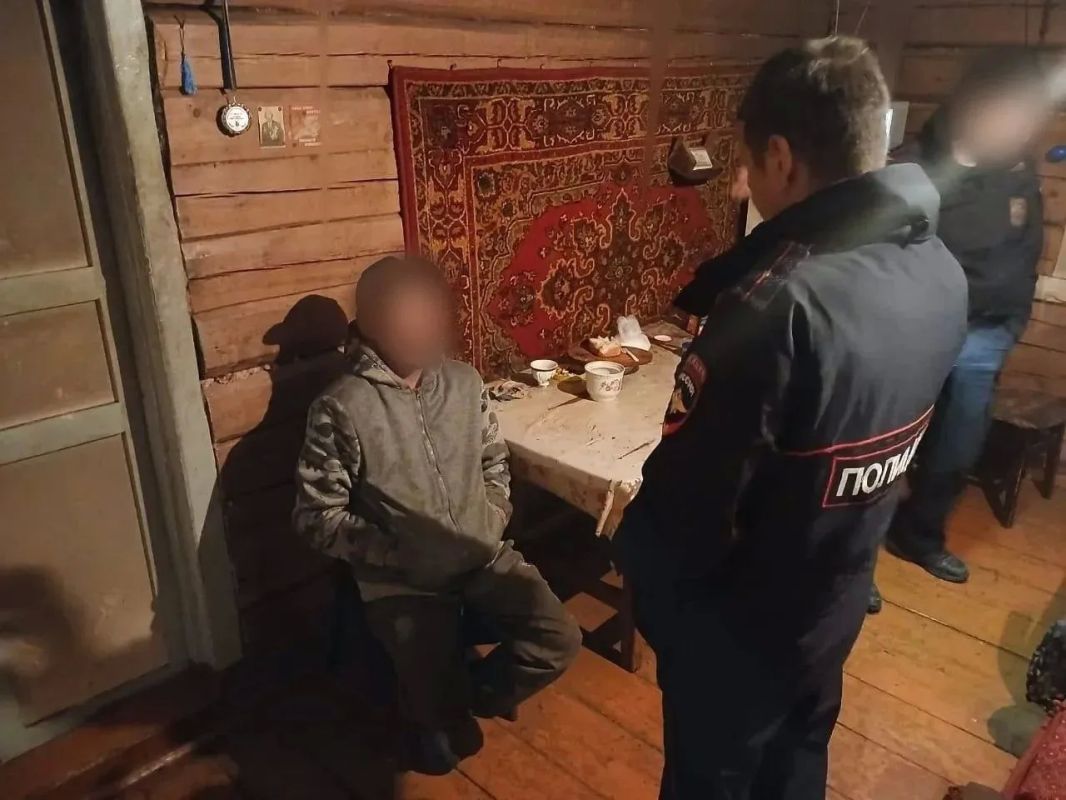 В Якутии в ходе операции «Жилой сектор» полицейские выявили 486 административных правонарушений и изъяли 33 единицы незарегистрированного оружия В Якутии в ходе операции «Жилой сектор» полицейские выявили 486 административных правонарушений и изъяли 33 единицы незарегистрированного оружия