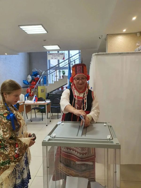 Бригадир-координатор общественного наблюдения Нерюнгринского района, член Общественного совета Анна Ивановна Киселева выполнила свой гражданский долг