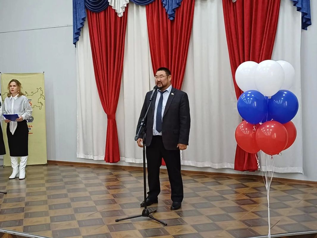 В Олекминской ЦРБ прошло посвящение молодых специалистов в профессию В Олекминской ЦРБ прошло посвящение молодых специалистов в профессию