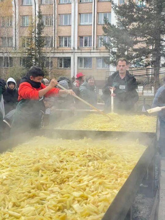 Олёкминский район — настоящий «картофельный король» Якутии Олёкминский район — настоящий «картофельный король» Якутии