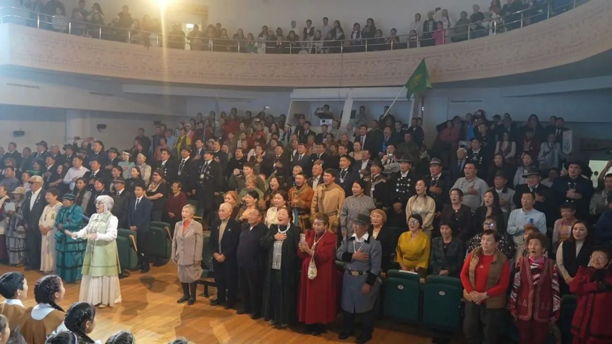Сунтаар улууун 225 сыллаах блйнэн Сунтаар улууун 225 сыллаах блйнэн