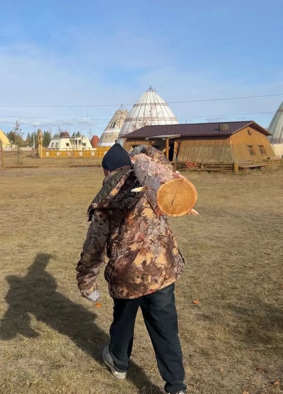 Управление делами Главы Республики Саха (Якутия) и Правительства Республики Саха (Якутия) вместе с подведомственными организациями - ГБУРС(Я) «Служба эксплуатационнотехнического обеспечения» и ГБУРС(Я) «Служба... Управление делами Главы Республики Саха (Якутия) и Правительства Республики Саха (Якутия) вместе с подведомственными организациями - ГБУРС(Я) «Служба эксплуатационнотехнического обеспечения» и ГБУРС(Я) «Служба...
