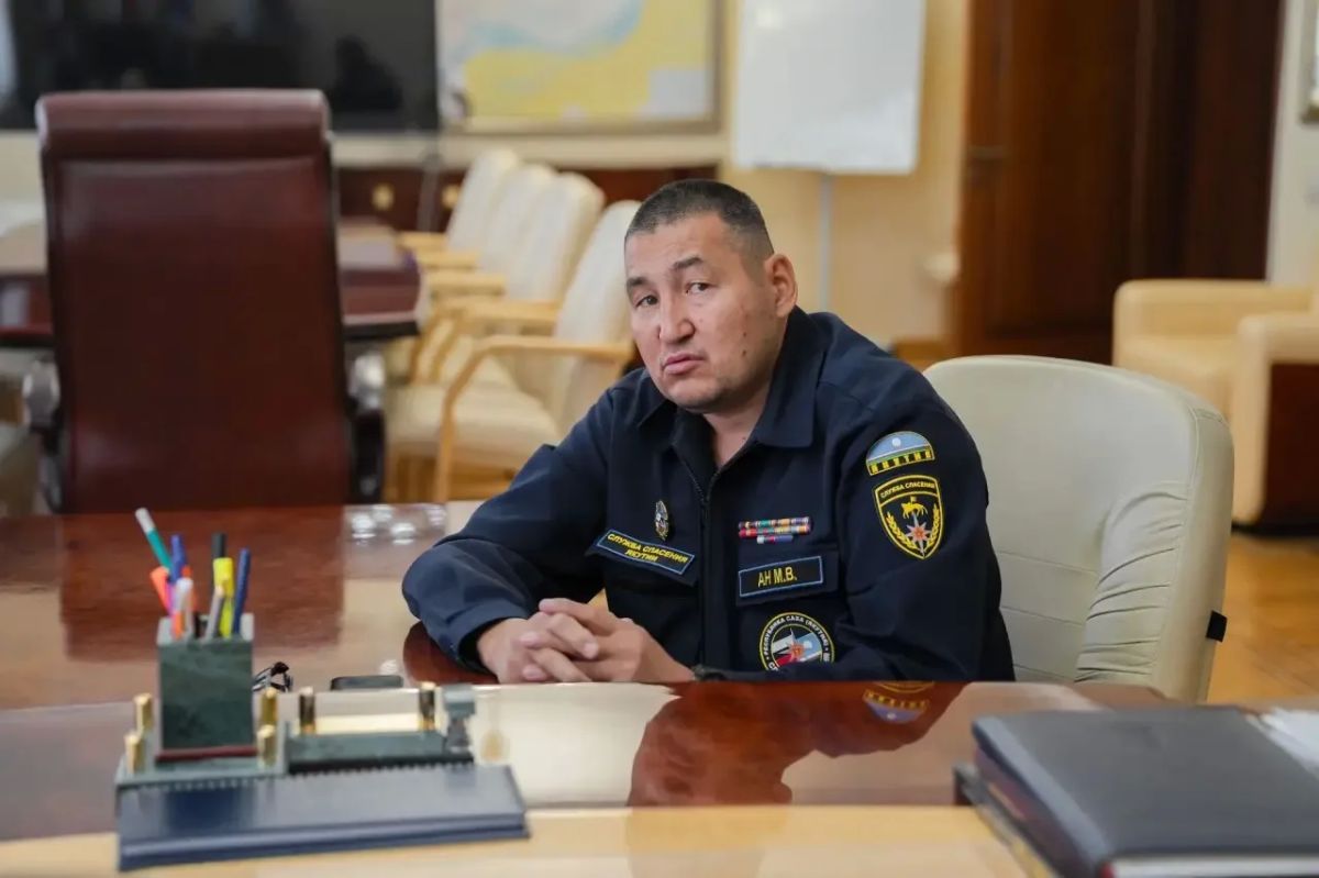 На днях ко мне заходил Михаил Васильевич Ан На днях ко мне заходил Михаил Васильевич Ан