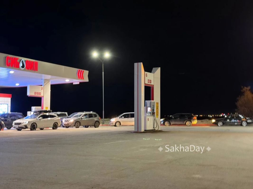 В Сибойле уже очереди.. А по соцсетям "гуляет" приказ о лимитах продаж ГСМ в данной компании с завтрашнего дня. В чат-бот нам пишут и негодуют. И никакой официальной/подтвержденной информации