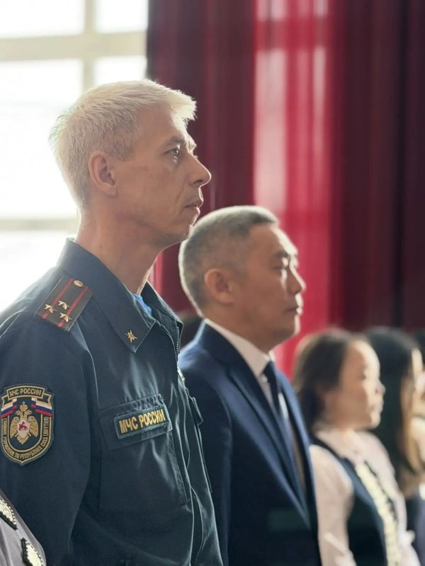 Урок государственности в школе №20 им. Ф.К. Попова Урок государственности в школе №20 им. Ф.К. Попова