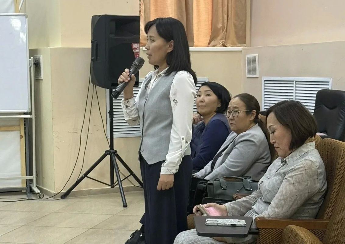 В Минсельхозе Якутии обсудили работу агротехнологических классов республики В Минсельхозе Якутии обсудили работу агротехнологических классов республики