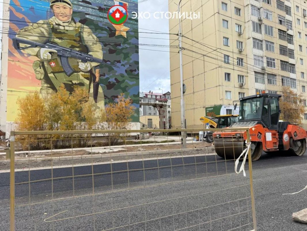 Фотофакт: в Якутске начали асфальтировать ул. Хабарова Фотофакт: в Якутске начали асфальтировать ул. Хабарова