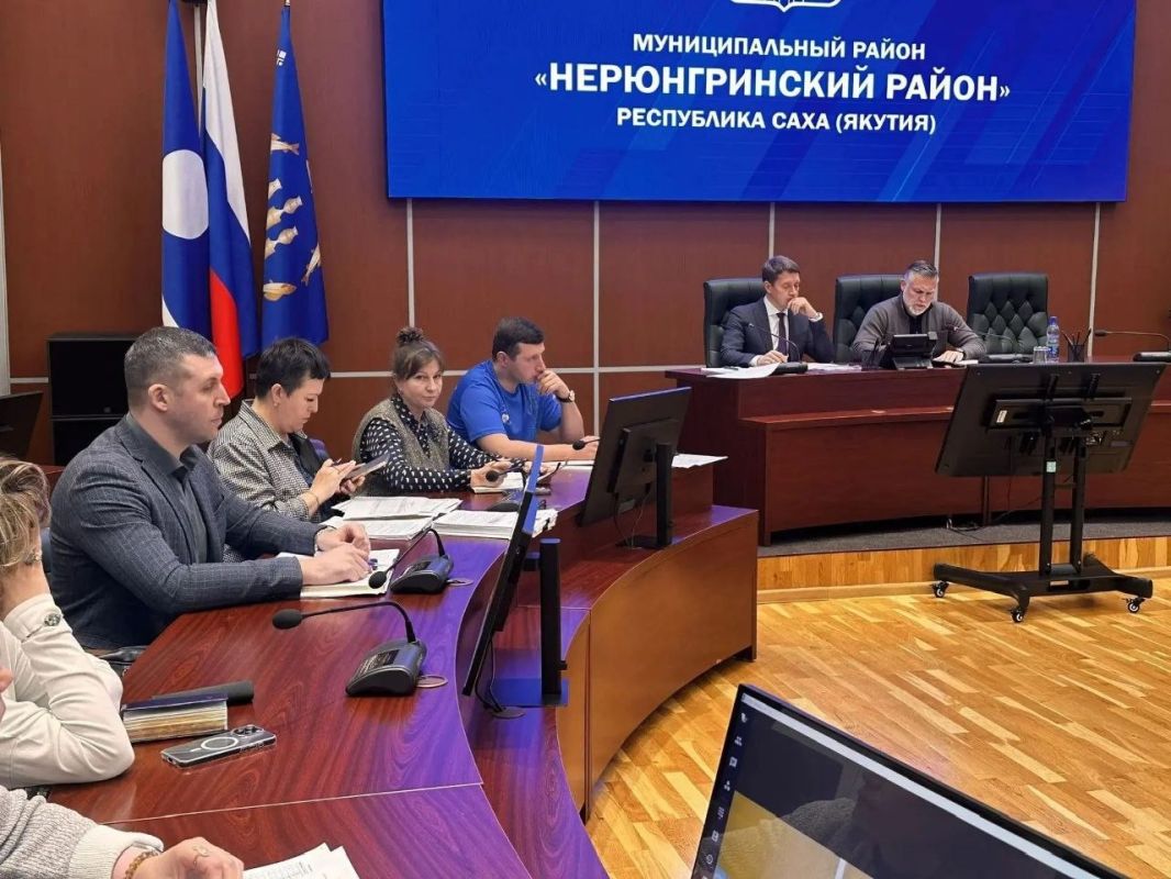 Кирилл Бычков: Сегодня провел совещание по вопросам готовности объектов ЖКХ, топливно-энергетического комплекса, жилищного фонда и социальных учреждений Нерюнгринского района к отопительному периоду 2026-2027 года Кирилл Бычков: Сегодня провел совещание по вопросам готовности объектов ЖКХ, топливно-энергетического комплекса, жилищного фонда и социальных учреждений Нерюнгринского района к отопительному периоду 2026-2027 года