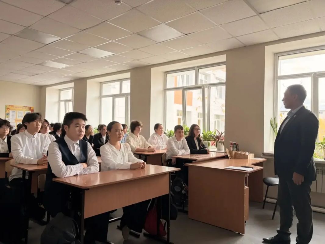 Урок государственности: история и будущее Якутии Урок государственности: история и будущее Якутии
