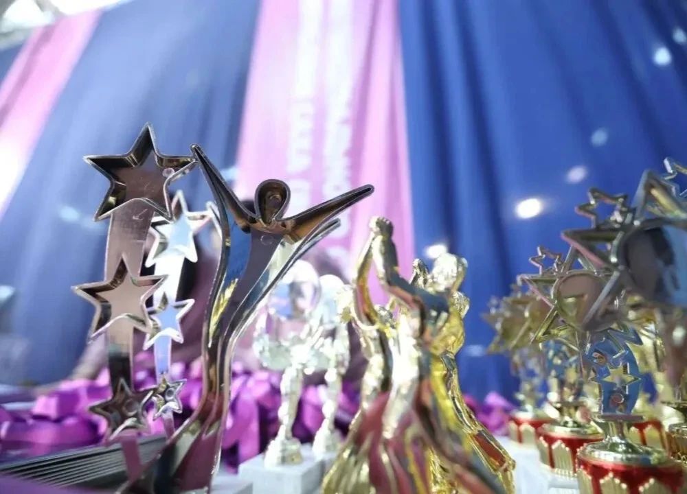 «Осенний вальс – 2026» открыл новый танцевальный сезон в Якутии