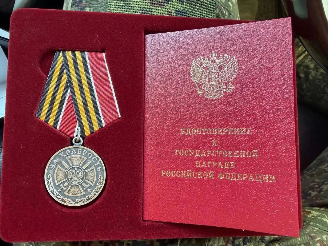 В преддверии Дня государственности Республики Саха (Якутия) Глава республики Айсен Николаев вручил государственные награды Российской Федерации и Республики Саха (Якутия) В преддверии Дня государственности Республики Саха (Якутия) Глава республики Айсен Николаев вручил государственные награды Российской Федерации и Республики Саха (Якутия)