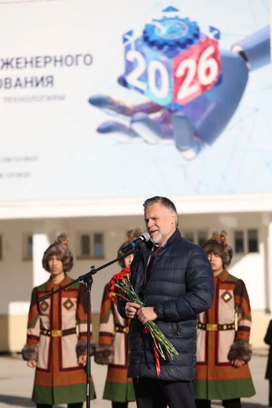 Кирилл Бычков: С Днем государственности Республики Саха (Якутия)! Кирилл Бычков: С Днем государственности Республики Саха (Якутия)!