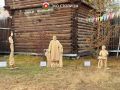 Первые деревянные скульптуры украсили Старый город