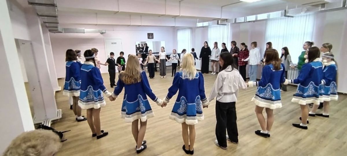 Участница программы «Земский работник культуры» пополнила коллектив Томмотской детской школы искусств Участница программы «Земский работник культуры» пополнила коллектив Томмотской детской школы искусств