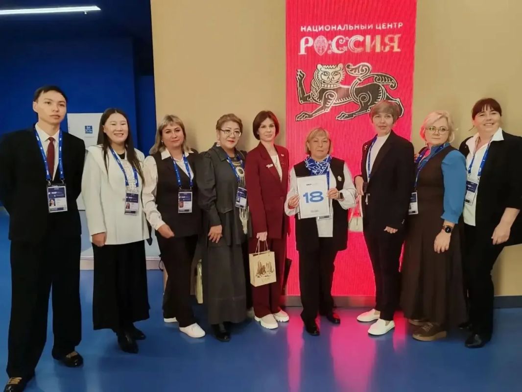 В эти дни в Москве проходит Всероссийский форум классных руководителей и Первый форум директоров школ