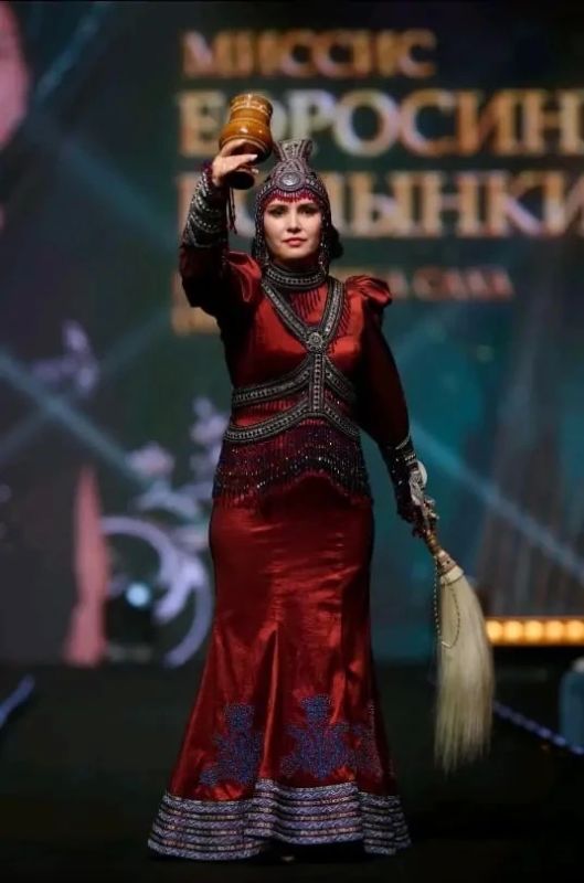 Якутянка покорила зрителей на Всероссийском конкурсе «Миссис Фехтование» Якутянка покорила зрителей на Всероссийском конкурсе «Миссис Фехтование»