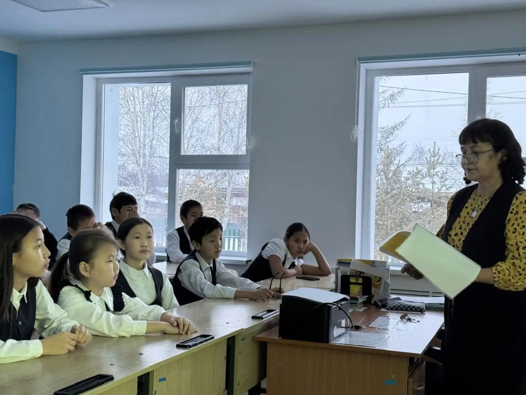 Гульсина Сираева: «Оолору таптыыбын, билиини биэрэрбин сс ордоробун" Гульсина Сираева: «Оолору таптыыбын, билиини биэрэрбин сс ордоробун"