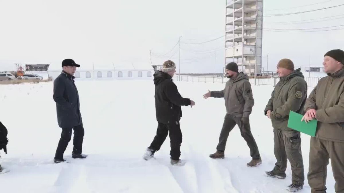 В Якутске полпред ДФО Юрий Трутнев посетил полигон «Сулус» и проверил ход подготовки к IV международному турниру по армейской высокоточной стрельбе памяти Героя Советского Союза Федора Матвеевича Охлопкова