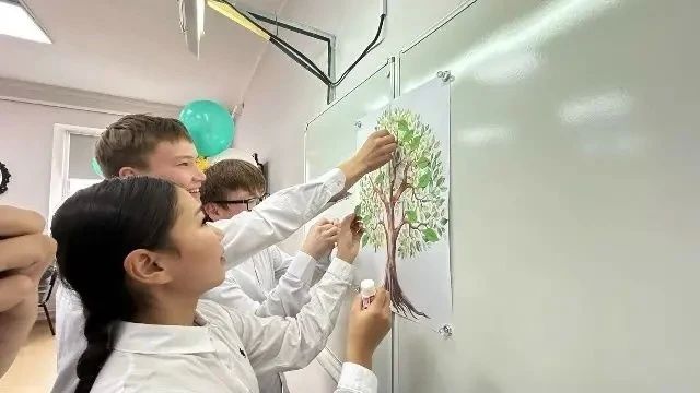 В Якутии состоялся Единый день открытия психолого-педагогических классов В Якутии состоялся Единый день открытия психолого-педагогических классов