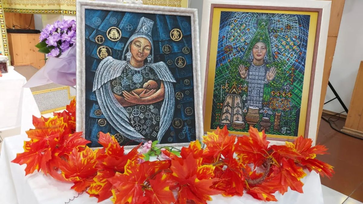 Саха театрын коллектива анал байыаннай дьайыы кыттыылаахтарын йр аымал аукциона кытынна Саха театрын коллектива анал байыаннай дьайыы кыттыылаахтарын йр аымал аукциона кытынна