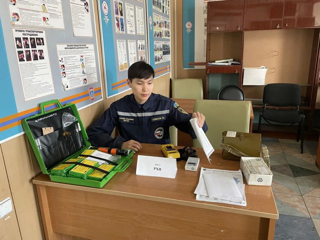 В Службе спасения РС (Я) стартовала штабная тренировка по гражданской обороне В Службе спасения РС (Я) стартовала штабная тренировка по гражданской обороне