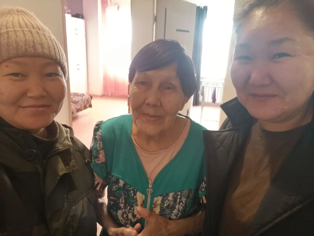 В Намском улусе поздравили наших ветеранов ветеринарной службы с Днем пожилых В Намском улусе поздравили наших ветеранов ветеринарной службы с Днем пожилых