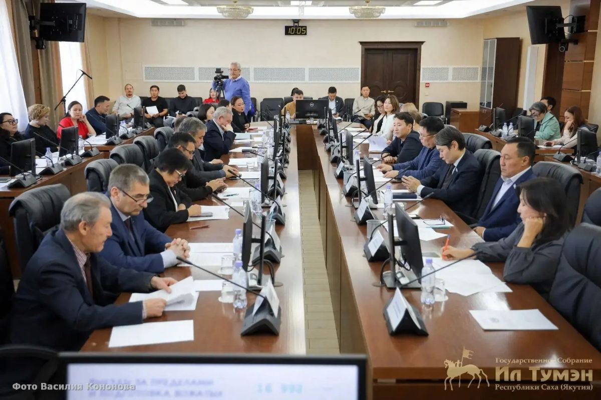 В Ил Тумэне состоялся правительственный час, посвящённый организации летнего отдыха и оздоровления детей В Ил Тумэне состоялся правительственный час, посвящённый организации летнего отдыха и оздоровления детей
