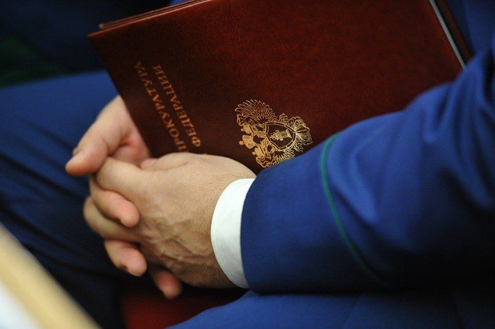 Прокуратура взяла на контроль расследование дела главы Алдана