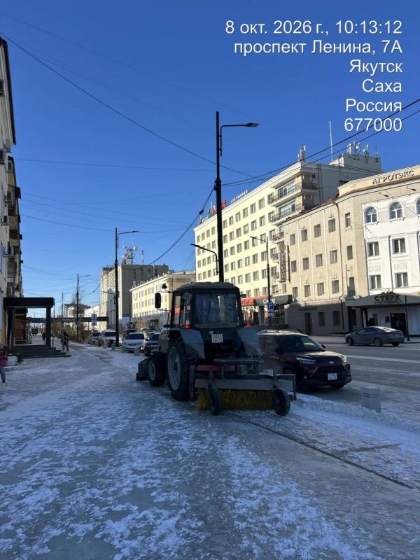 Мех.подметание тротуаров, проспект Ленина Мех.подметание тротуаров, проспект Ленина