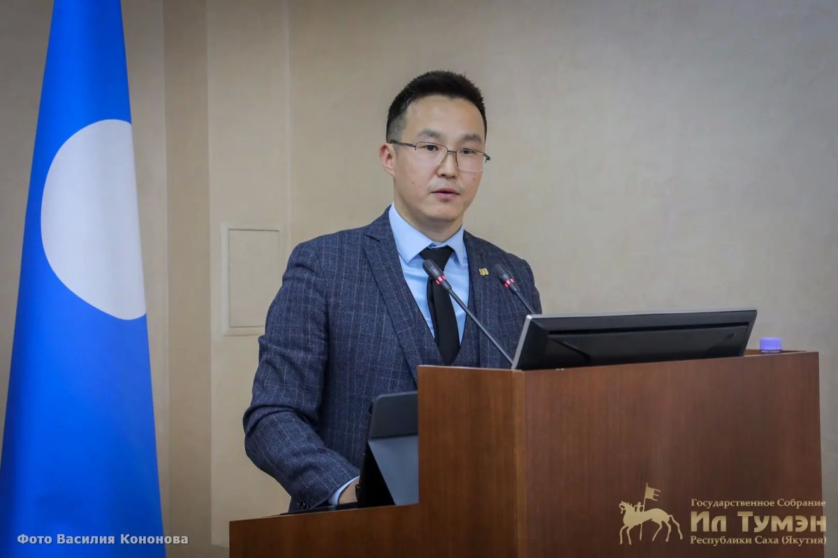 Комитет Ил Тумэна по науке и образованию обсудил финансирование отрасли и развитие образовательной инфраструктуры Комитет Ил Тумэна по науке и образованию обсудил финансирование отрасли и развитие образовательной инфраструктуры