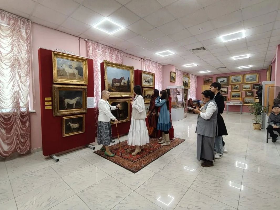 Антоновская школа имени Н. Н. Чусовского из Нюрбинского улуса награждена золотой медалью за натуральную тушеную говядину из мяса крупного рогатого скота уникальной якутской породы Антоновская школа имени Н. Н. Чусовского из Нюрбинского улуса награждена золотой медалью за натуральную тушеную говядину из мяса крупного рогатого скота уникальной якутской породы