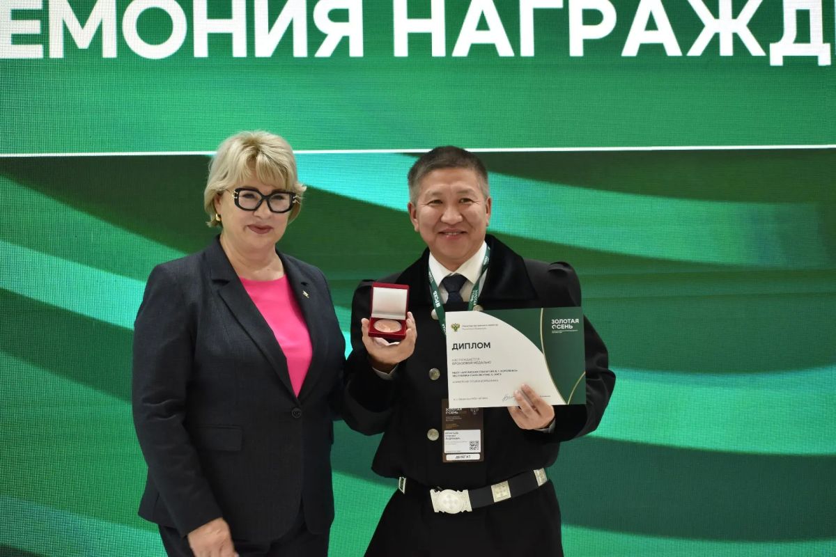 Амгинский улус в этом году представляли сразу три школы Амгинский улус в этом году представляли сразу три школы