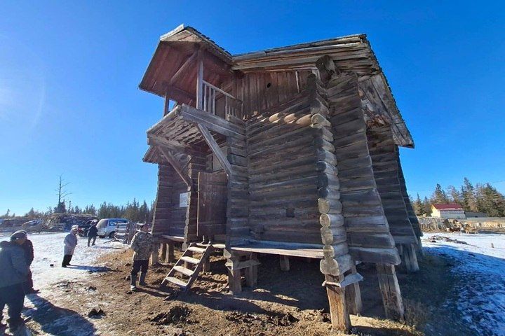 Зернохранилище 1933 года в Батаринском наслеге могут взять под охрану