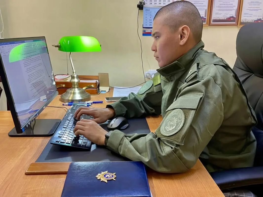 Лидеры преступного сообщества признаны виновными в вымогательствах и незаконном обороте оружия и наркотических средств