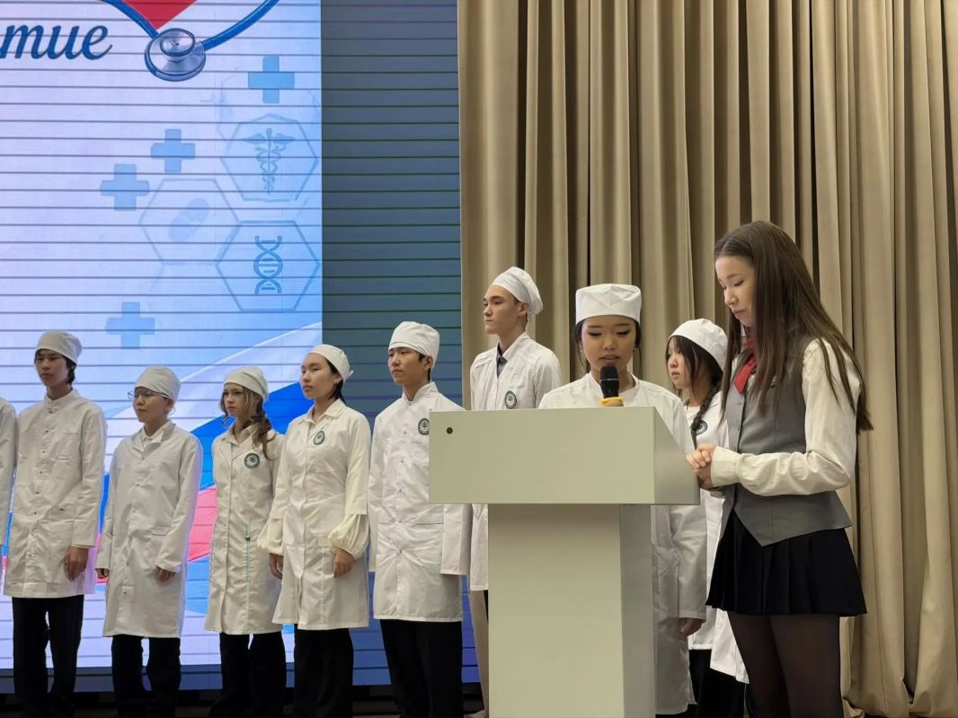 Новые медицинские классы открылись в школах Якутска Новые медицинские классы открылись в школах Якутска