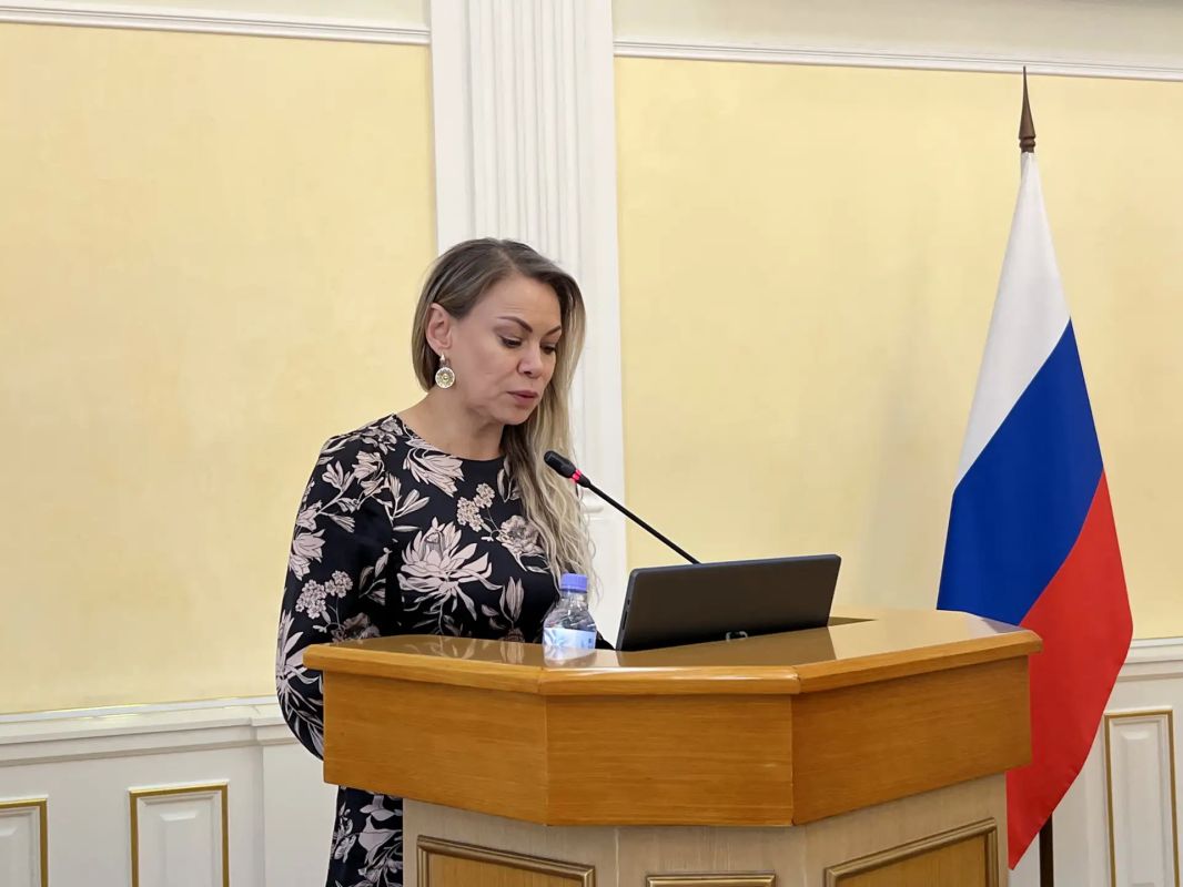 В Якутии обсудили реализацию миграционной политики В Якутии обсудили реализацию миграционной политики